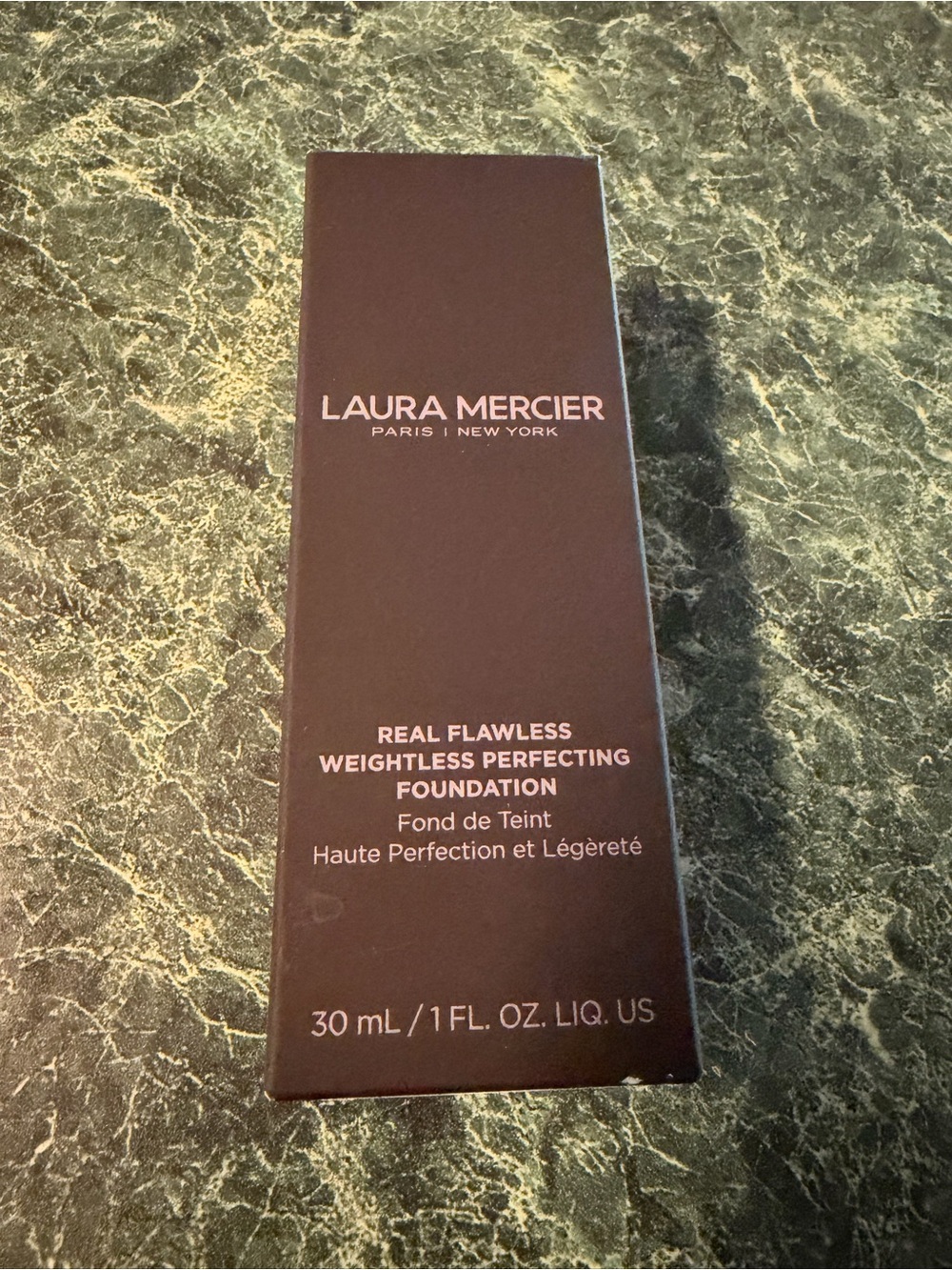 Laura Mercier Real Flawless Weightless Perfecting Foundation 2N1 Cashew 1 oz